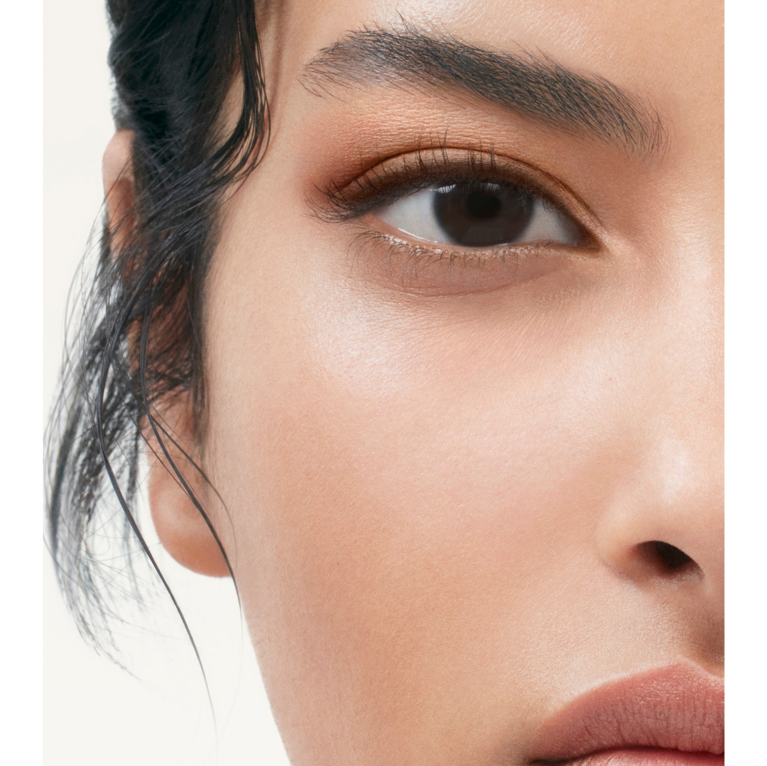Beyond Volume Mascara – Intense Black No.01